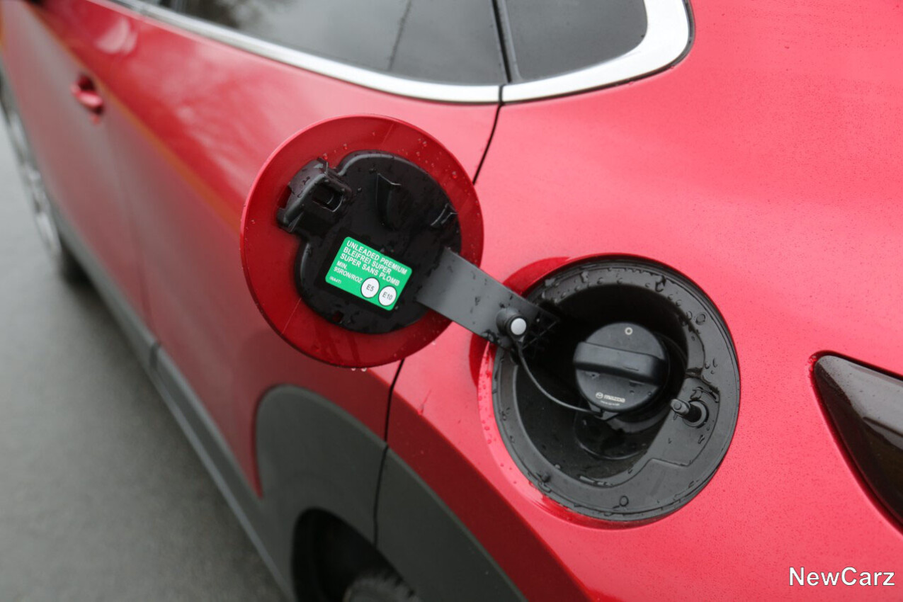 Mazda CX-30 G140 Tankdeckel