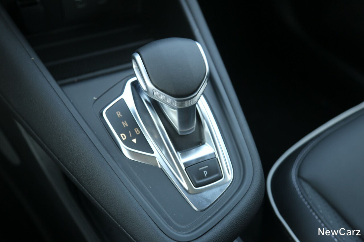 Mitsubishi ASX Facelift Wählhebel