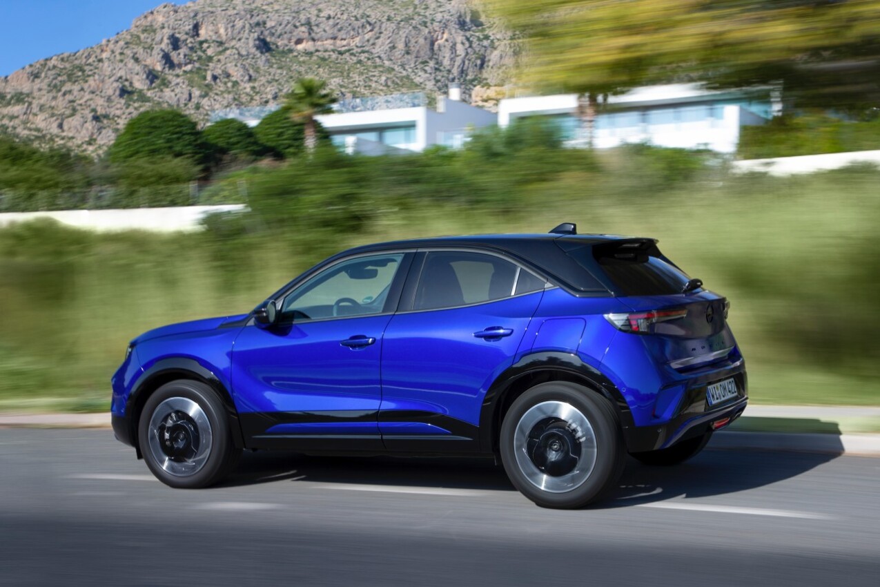 Opel Mokka Hybrid 2025