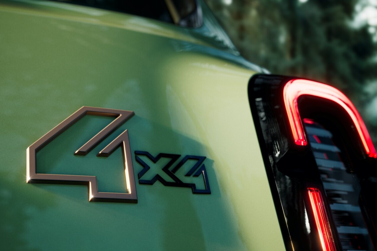 Renault 4 Savane 4x4 Concept Badge am Heck