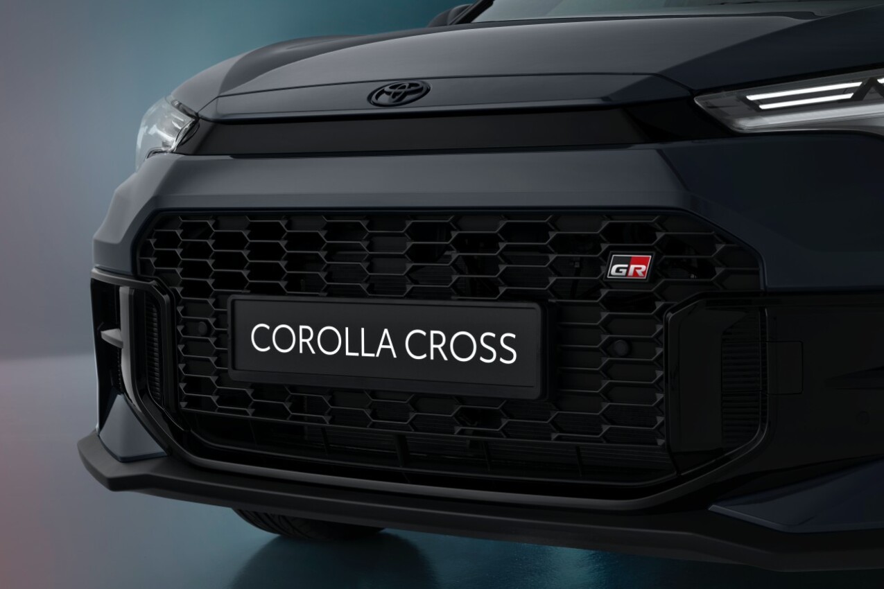 Toyota Corolla Cross GR Sport Grill