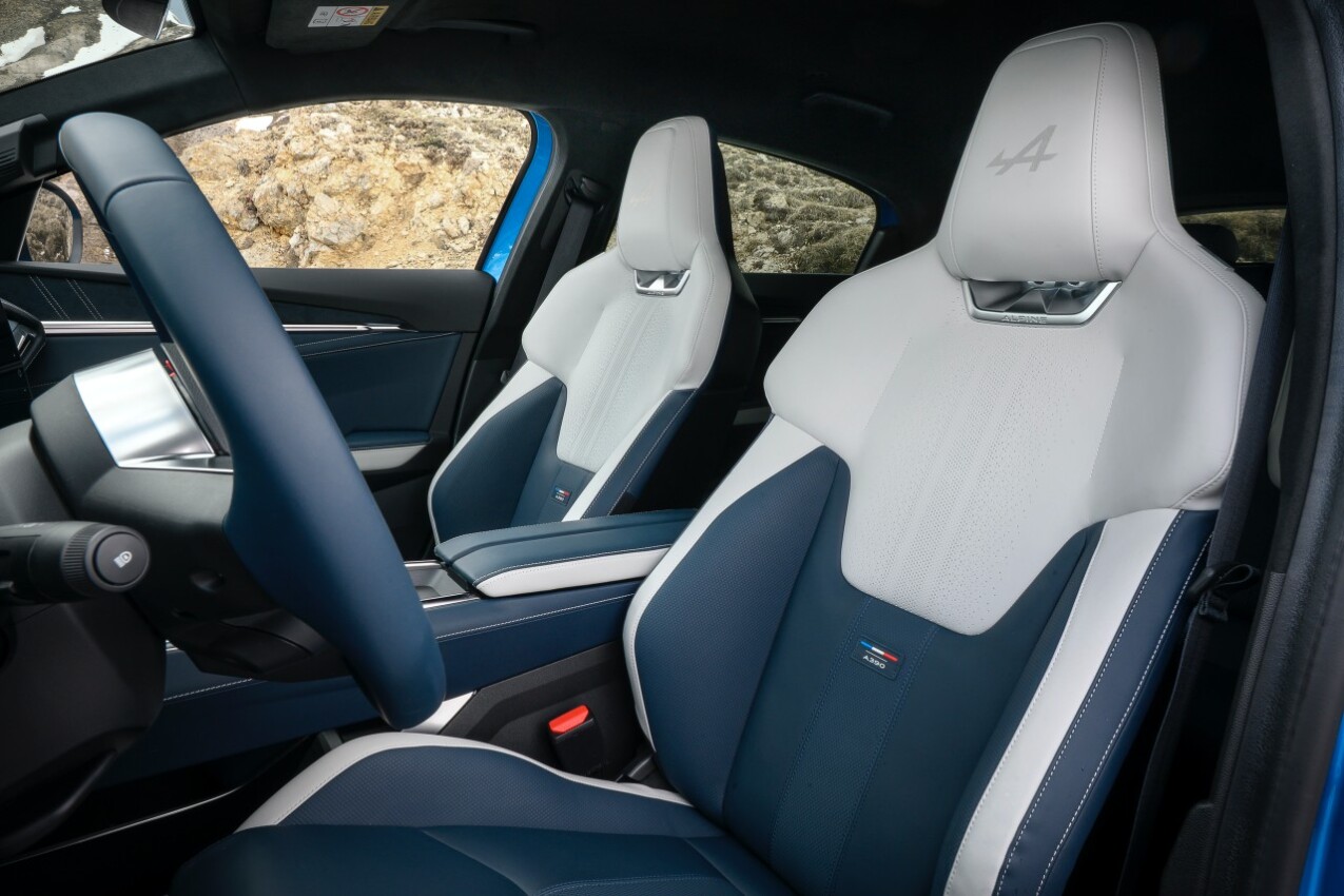 Alpine A390 Vordersitze