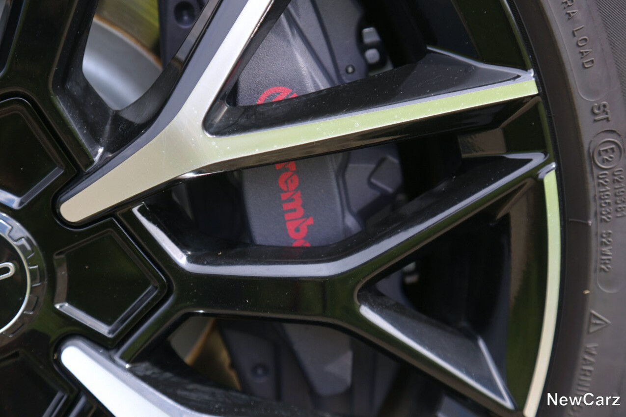 BYD Han Brembo