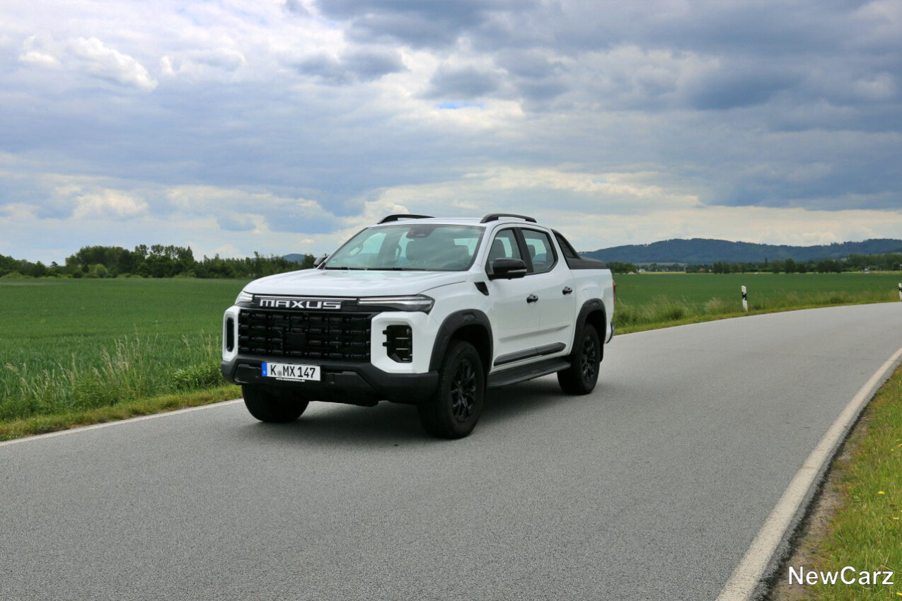 Maxus T60 Max schräg vorn links