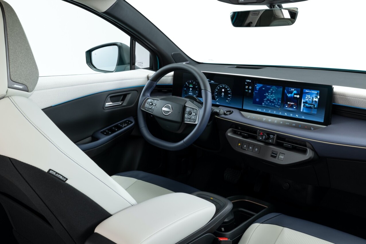 Nissan Leaf 3 Cockpit