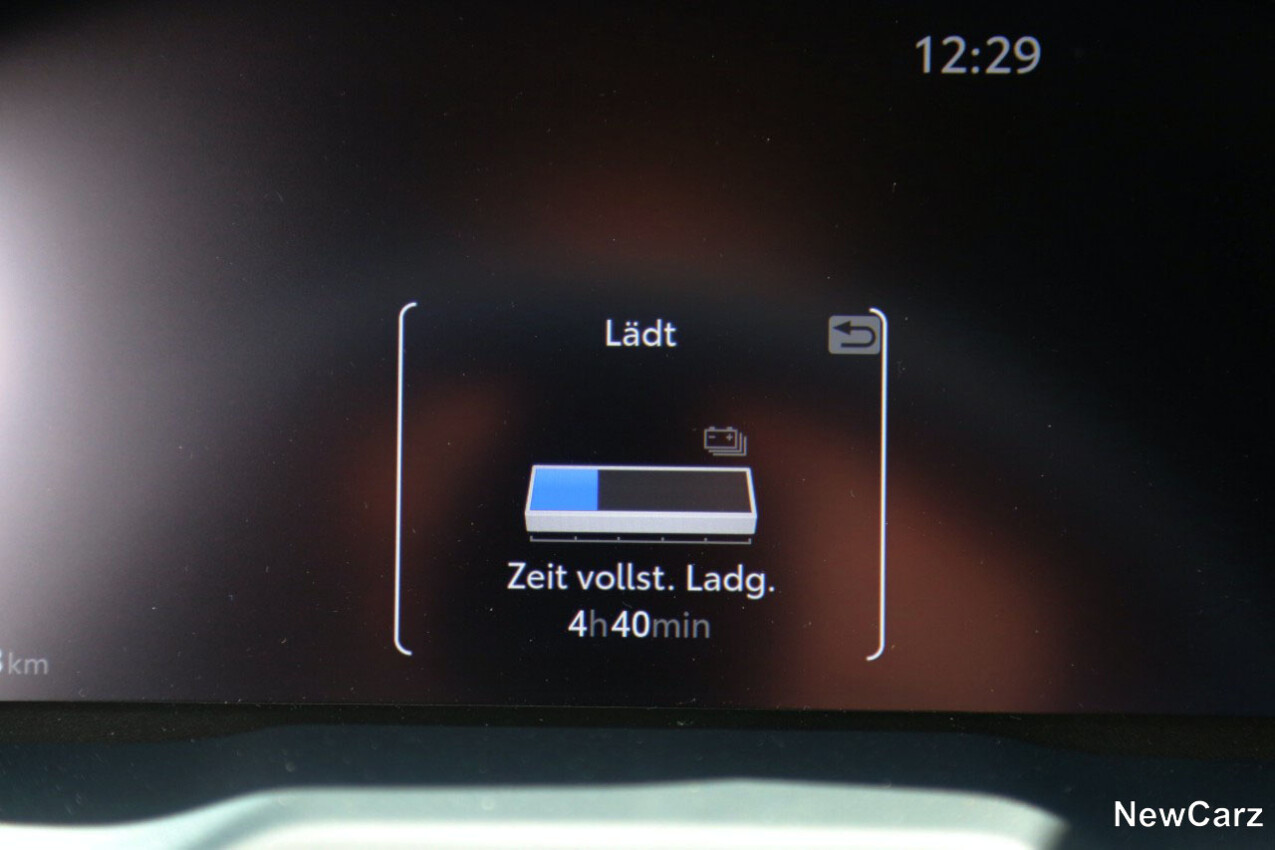 Suzuki Across Facelift Ladezeit