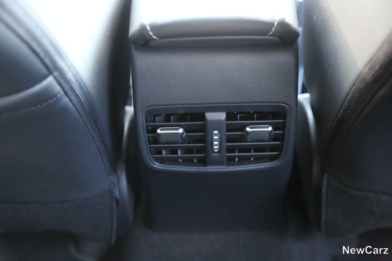 Toyota Corolla Touring Sports Facelift Lüftungsdüsen