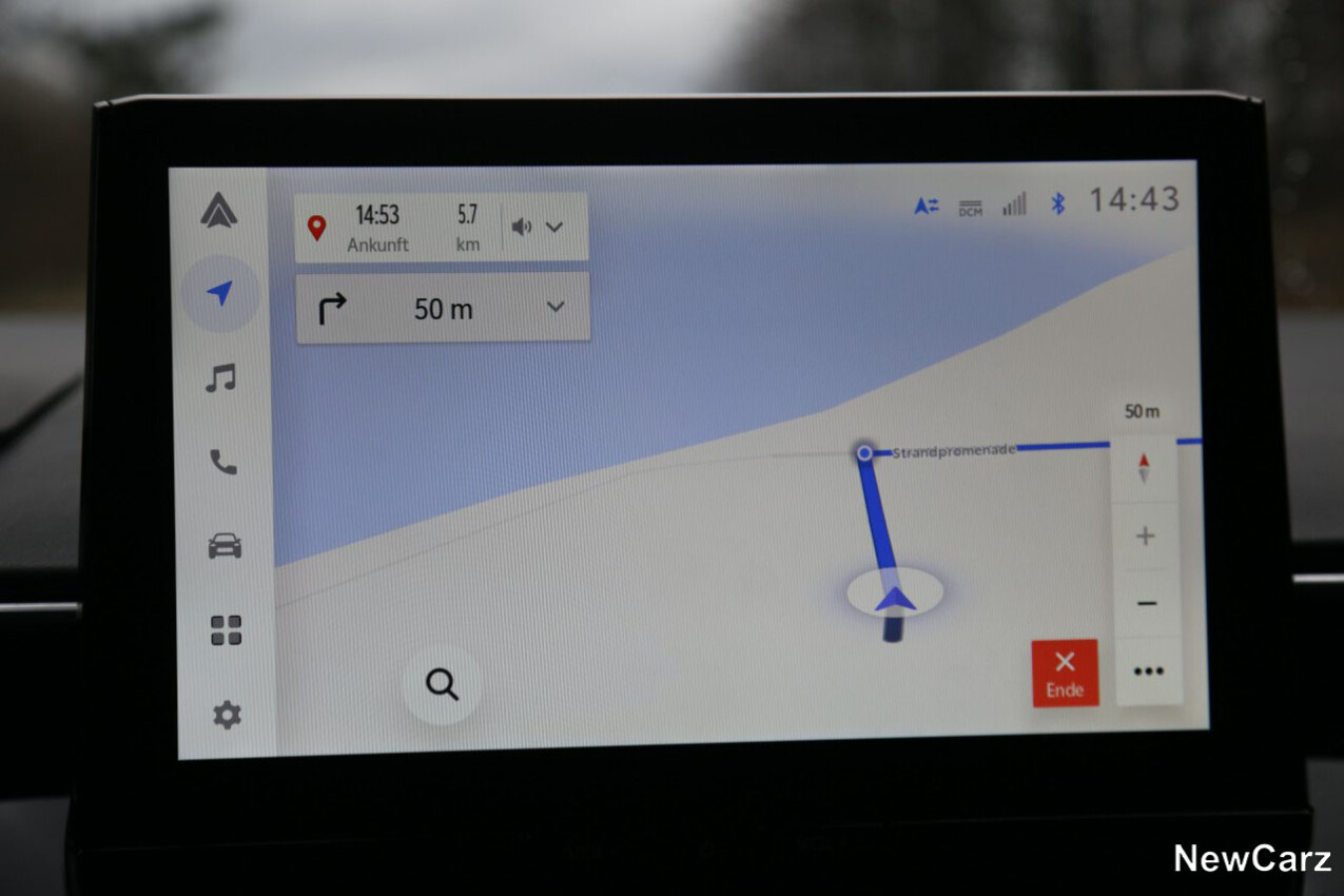 Toyota Corolla Touring Sports Facelift Navi