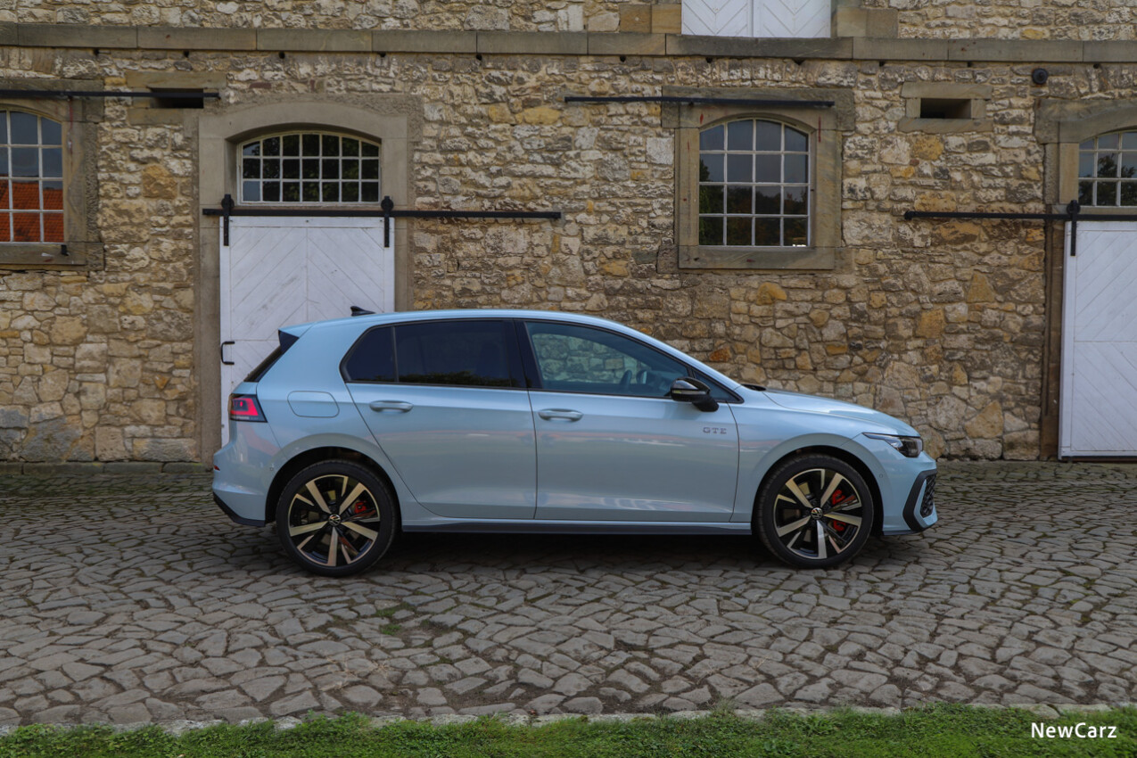 VW Golf 8 Facelift GTE seitlich