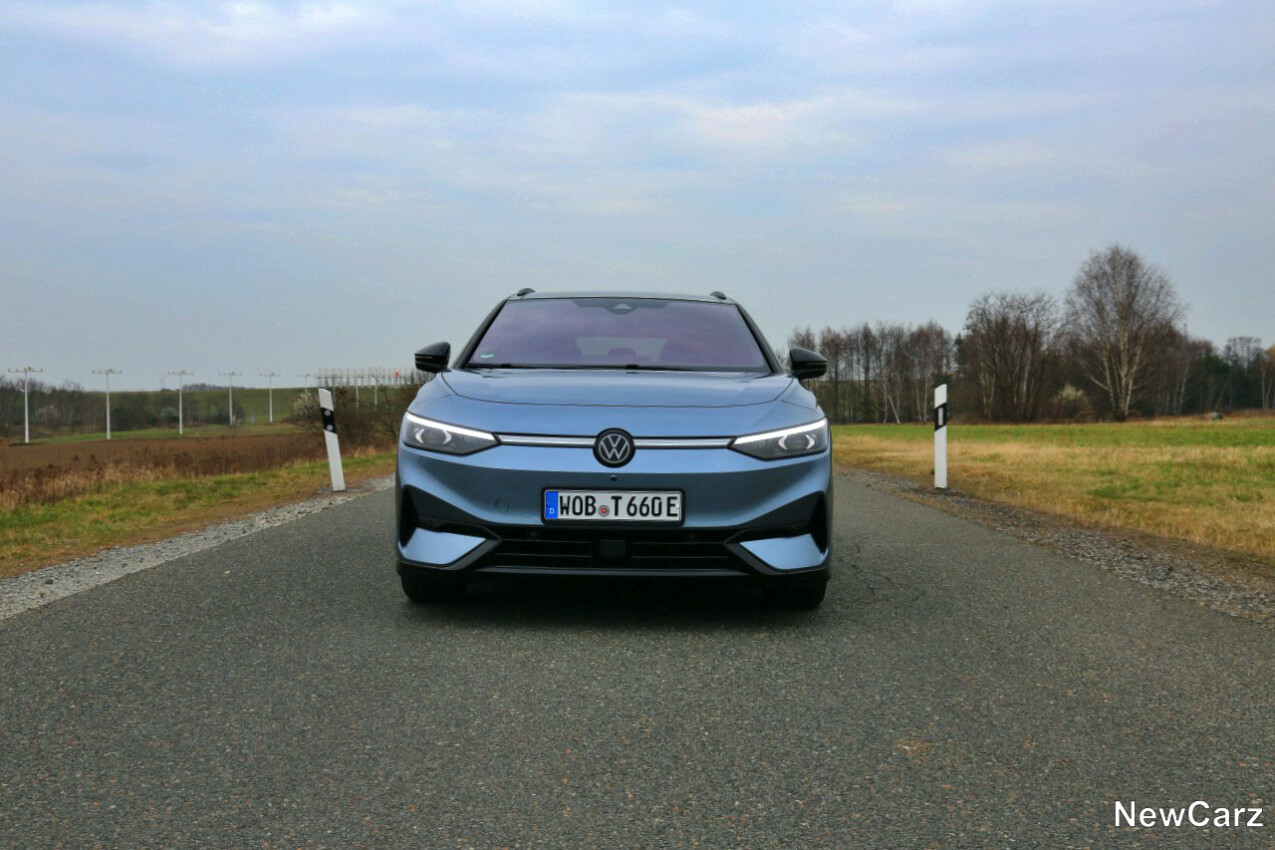 VW ID.7 Tourer Pro S Front