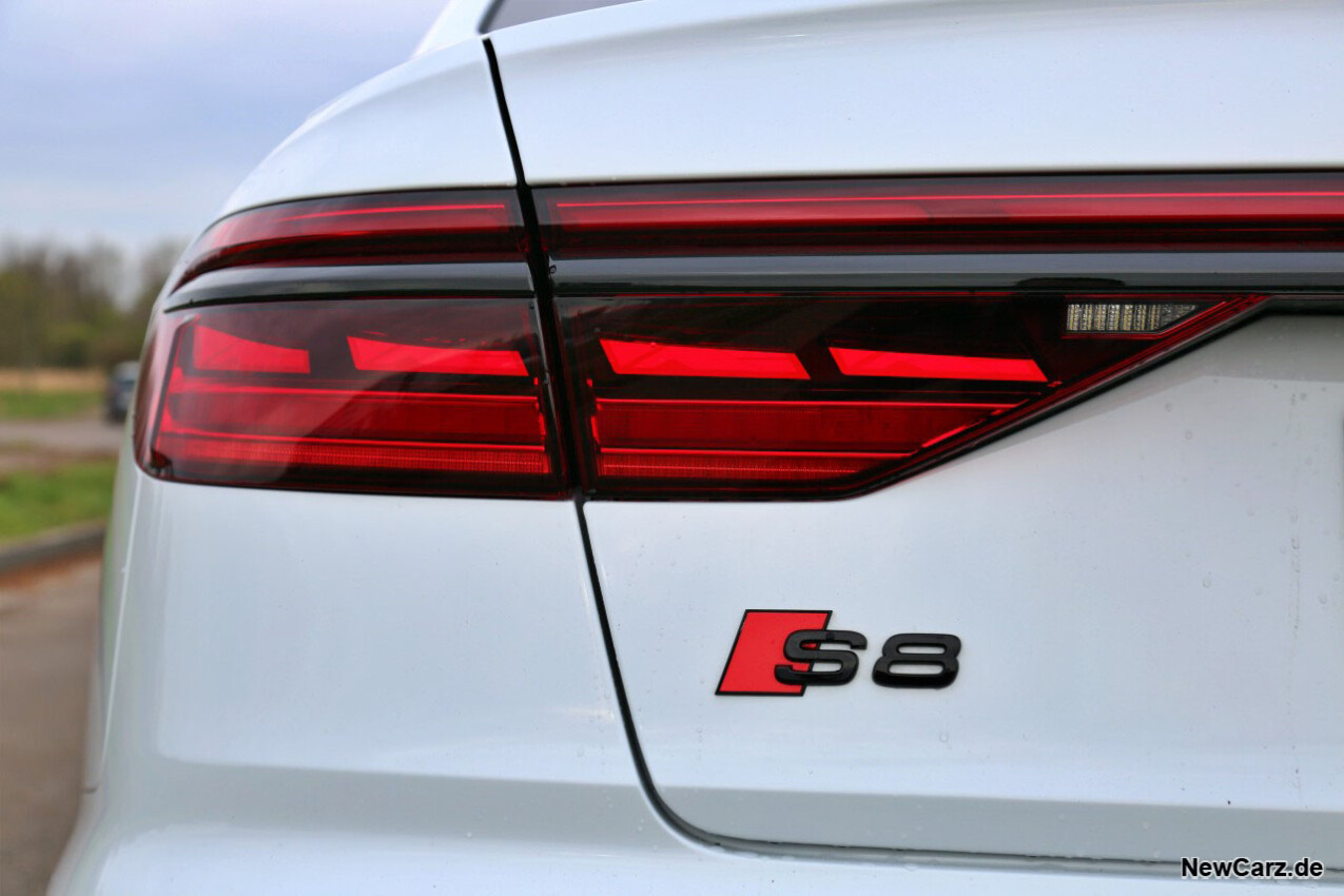 Audi S8 quattro Rücklicht