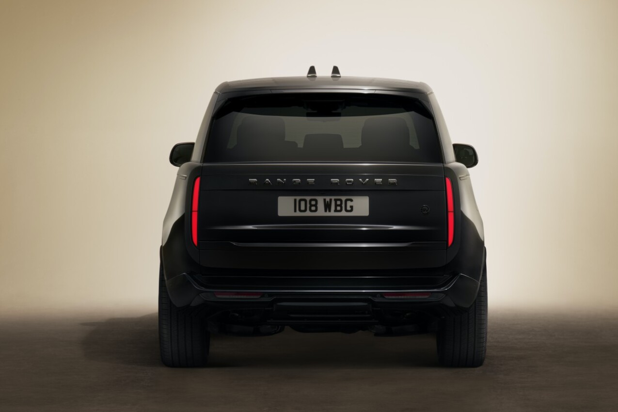 Range Rover SV Black Heck