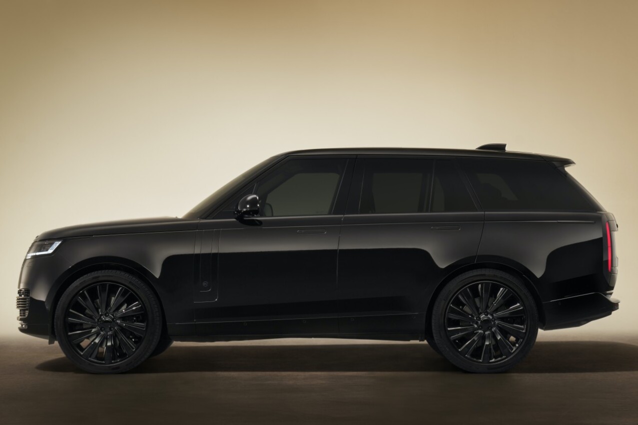 Range Rover SV Black Seite