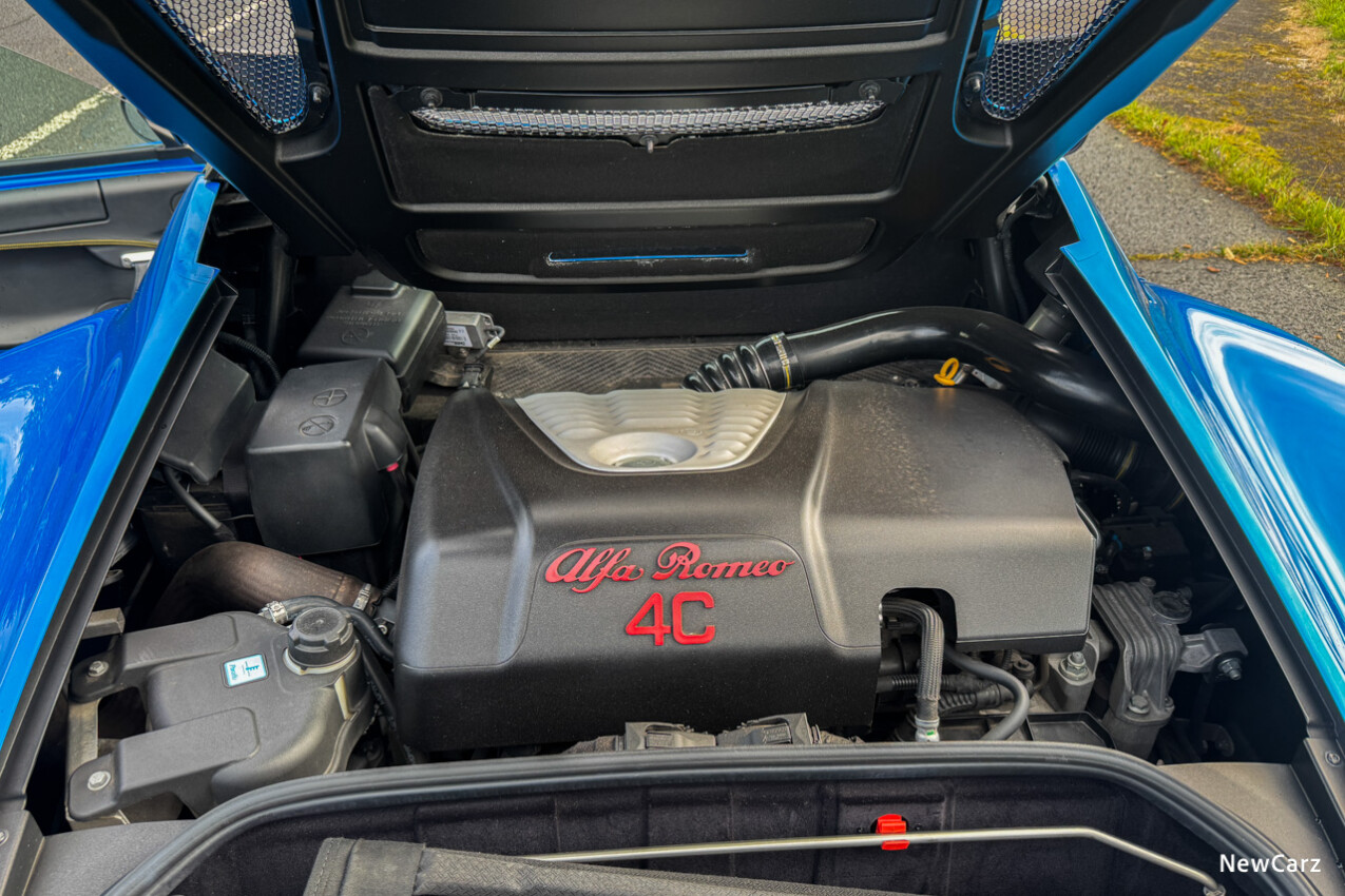 Alfa Romeo 4C Spider Motor