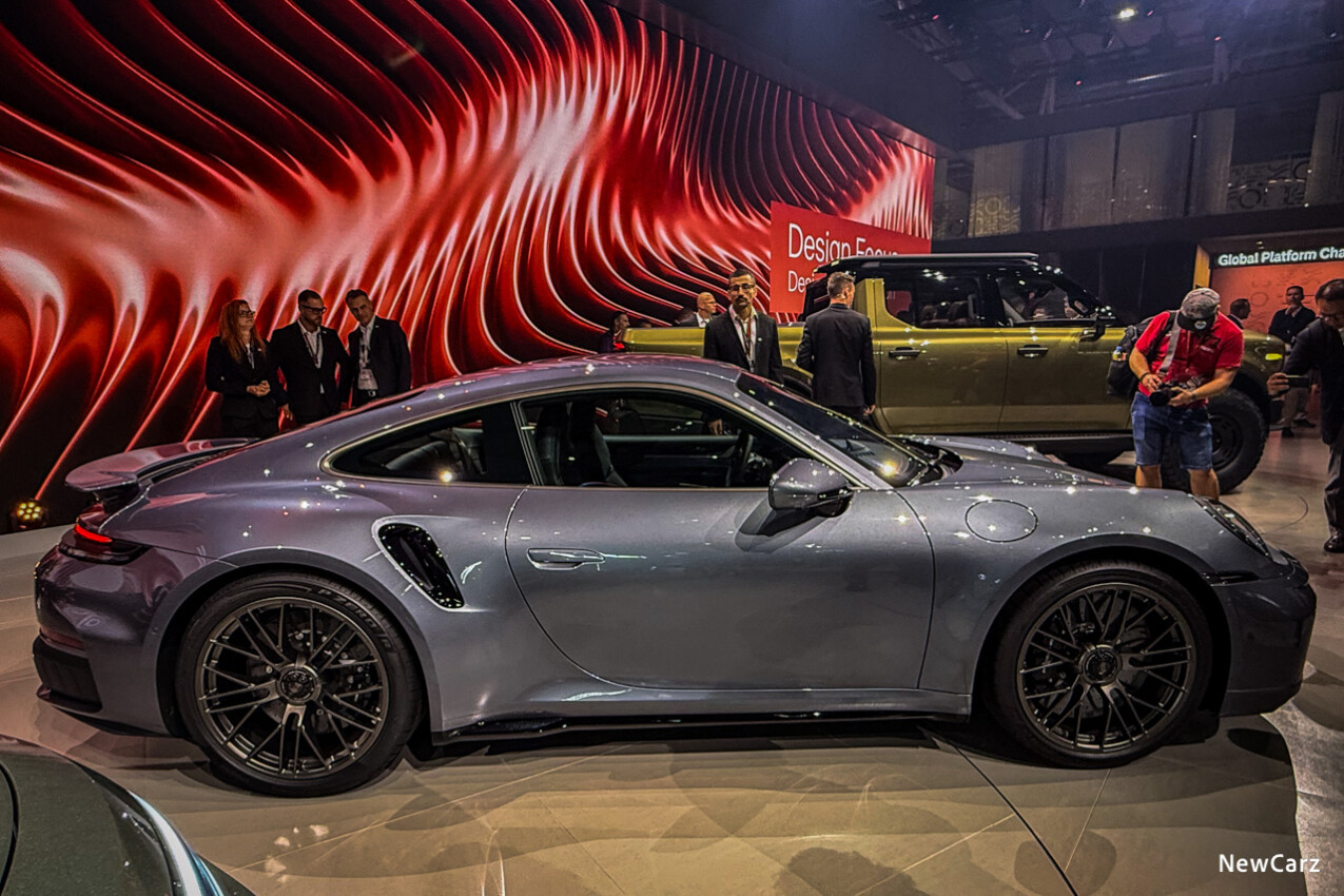 Porsche 911 Turbo S 2025 Seitenansicht