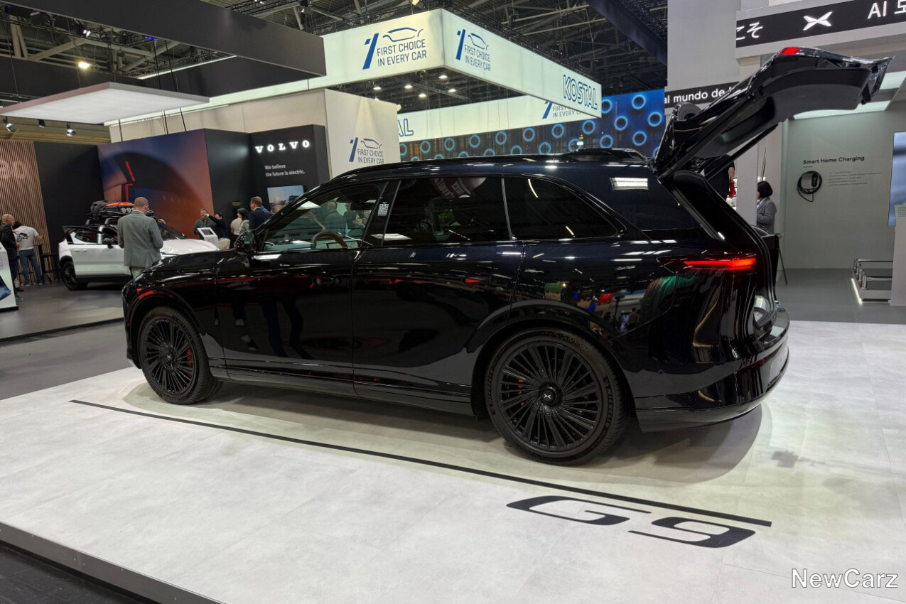 XPeng G9 auf Messestand