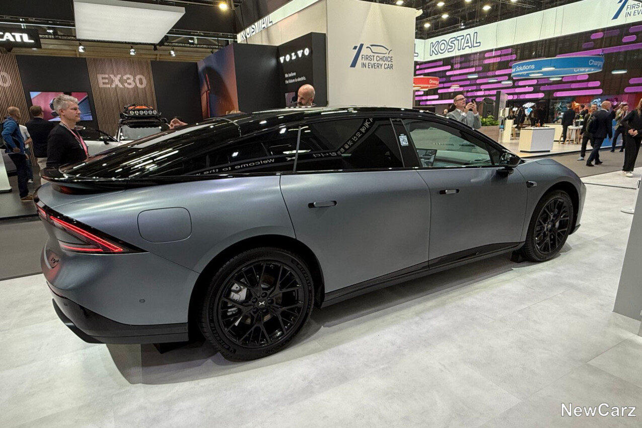 XPeng P7+ Messestand