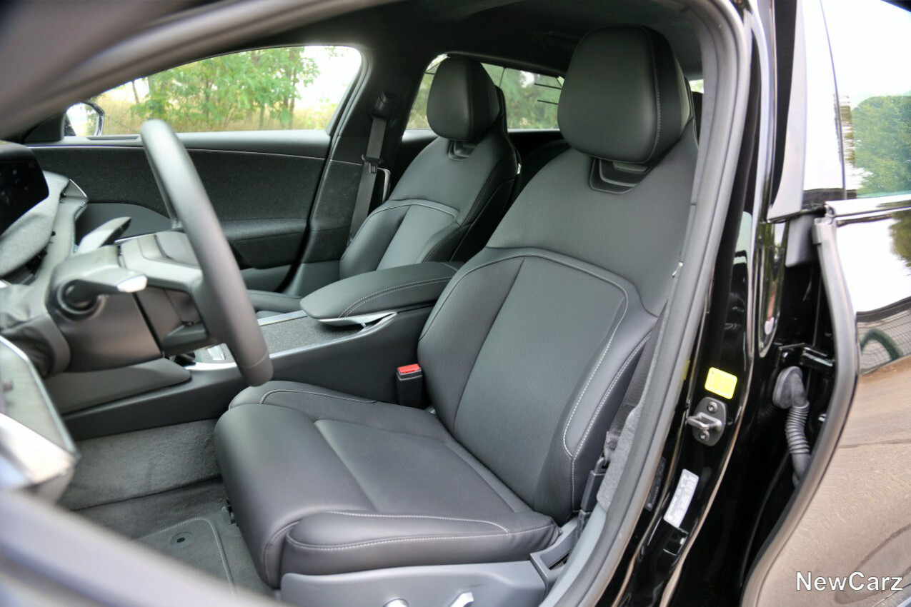 Lucid Air Pure Vordersitze