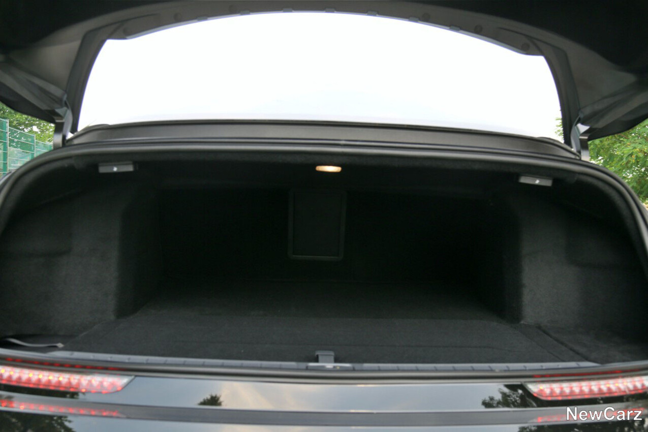 Lucid Air Pure Kofferraum