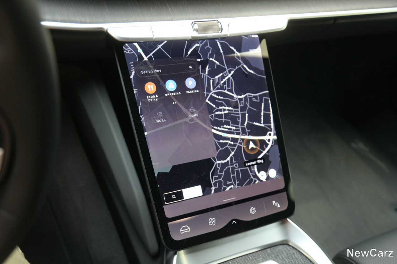 Lucid Air Pure Zentraldisplay
