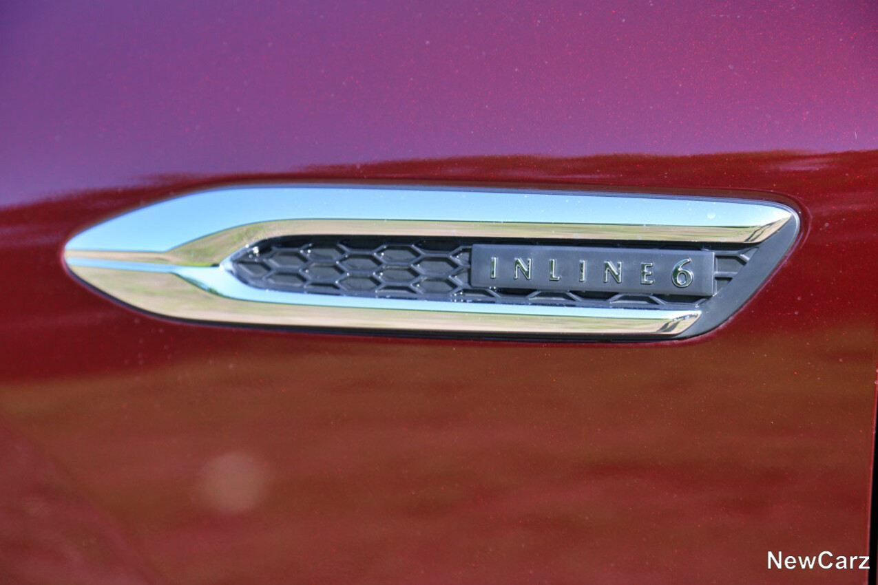Mazda CX-80 Emblem Kotflügel
