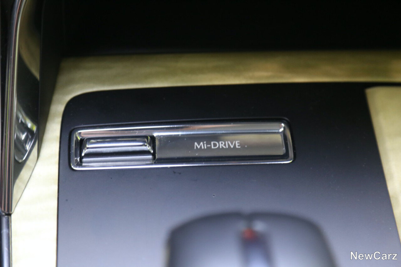 Mazda CX-80 Fahrprogrammschalter