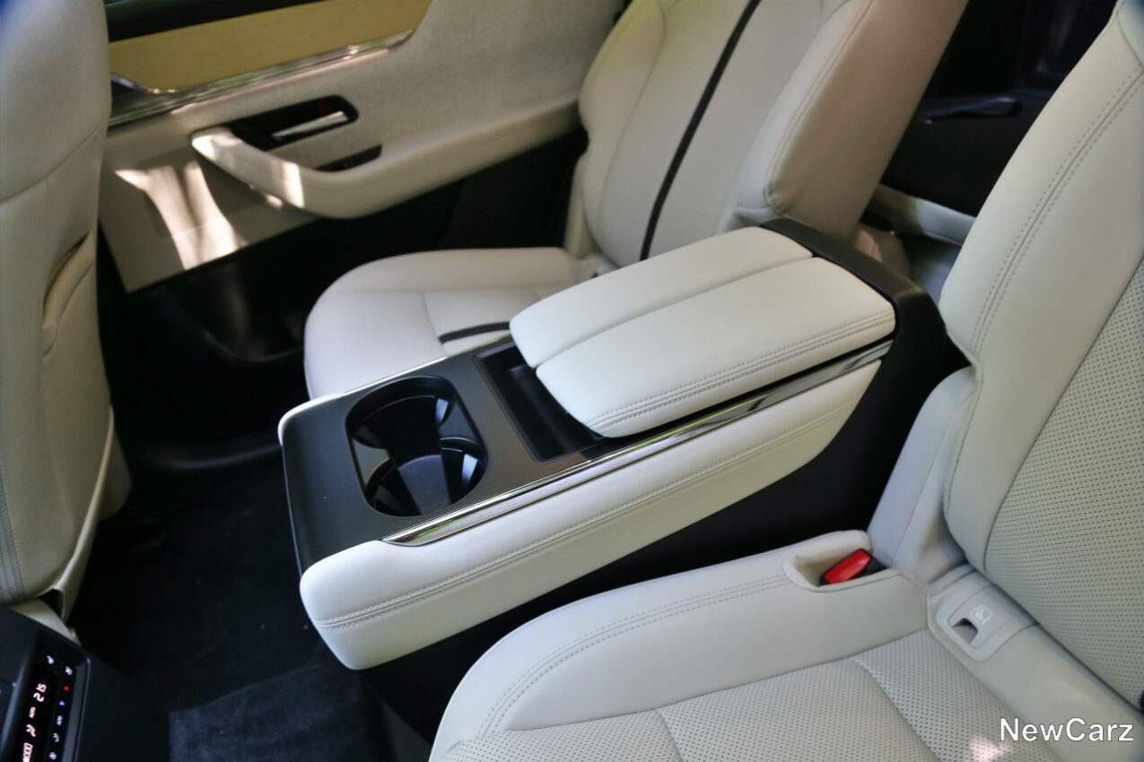 Mazda CX-80 Captains Seat