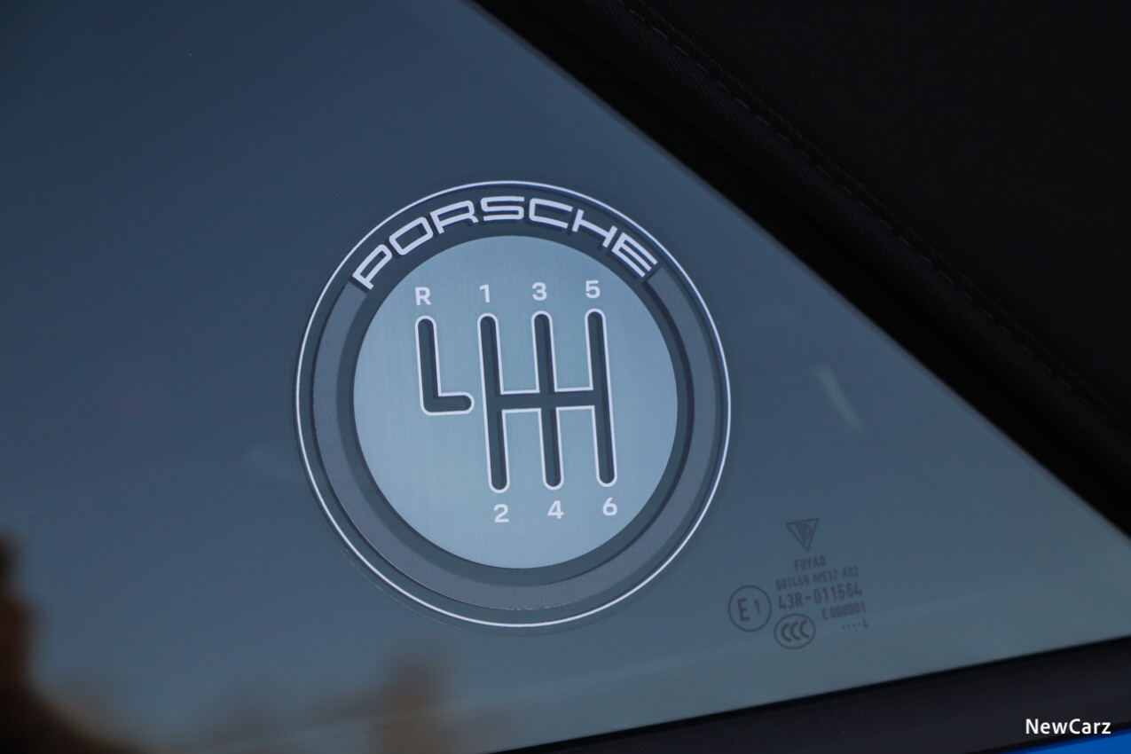 Porsche 911 Carrera T Cabriolet Sticker Scheibe