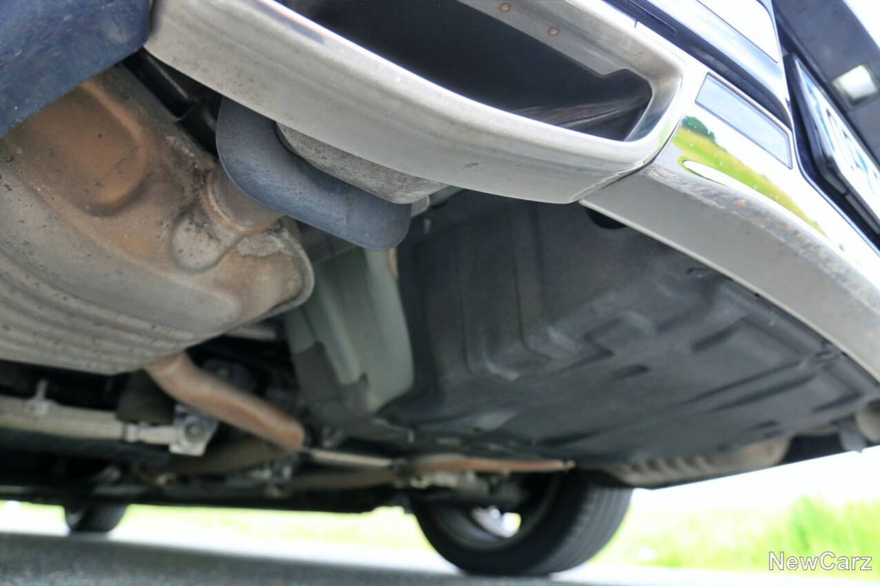 Genesis G90 LWB Endrohre