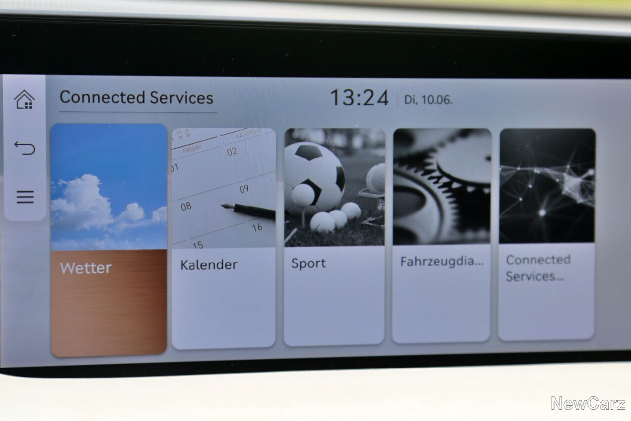 Genesis G90 LWB Zentraldisplay