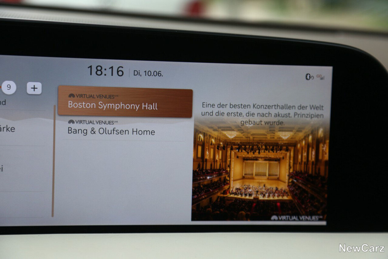 Genesis G90 LWB B&O Virtual Venue