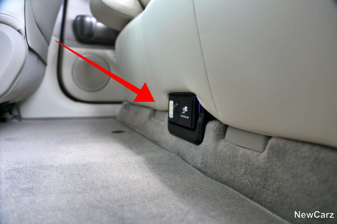 Genesis GV60 230 Volt-Steckdose