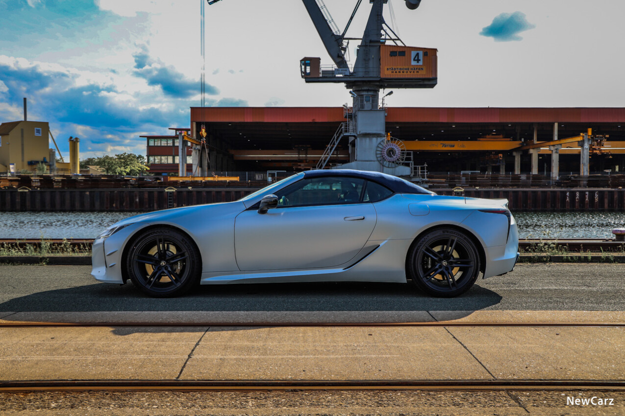 Lexus LC 500 Ultimate Edition Seitenansicht