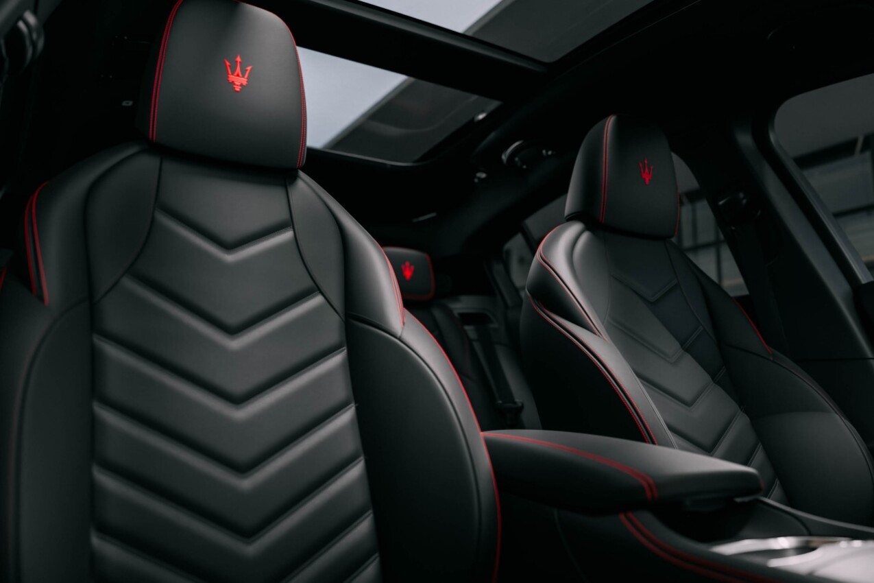 Maserati Grecale Folgore 2026 Nero Rosso