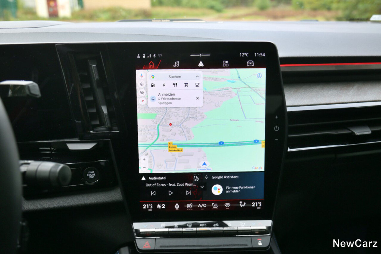 Renault Rafale PHEV Zentraldisplay
