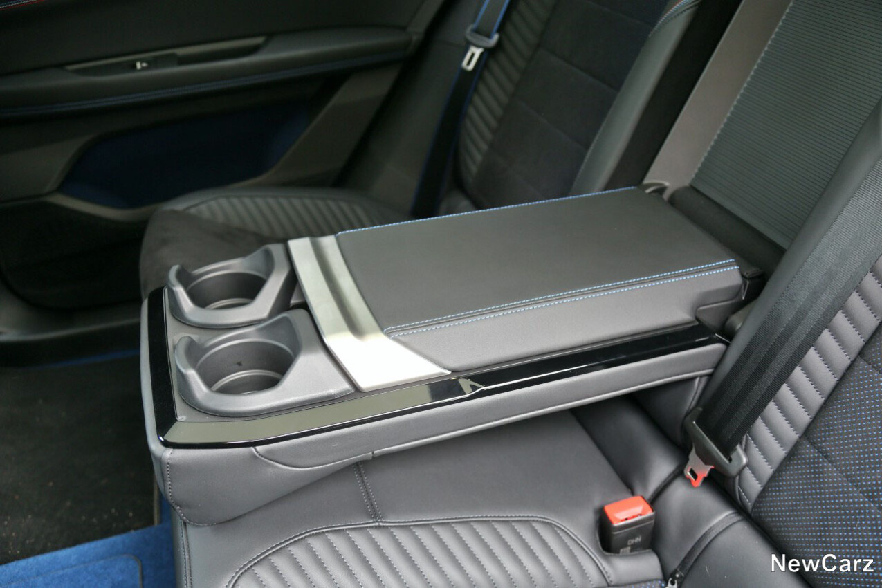 Renault Rafale PHEV Mittelkonsole hinten