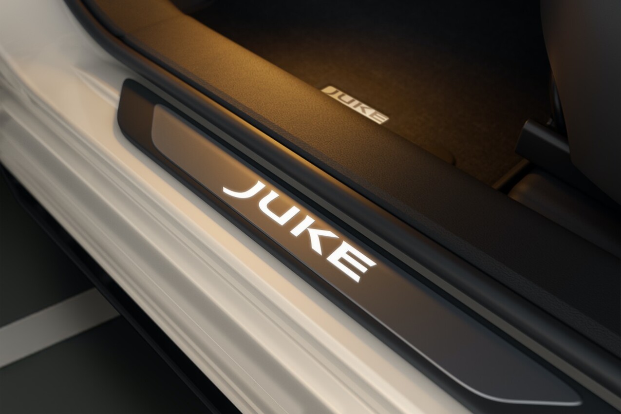 Nissan Juke Redline Edition Einstiegsleisten
