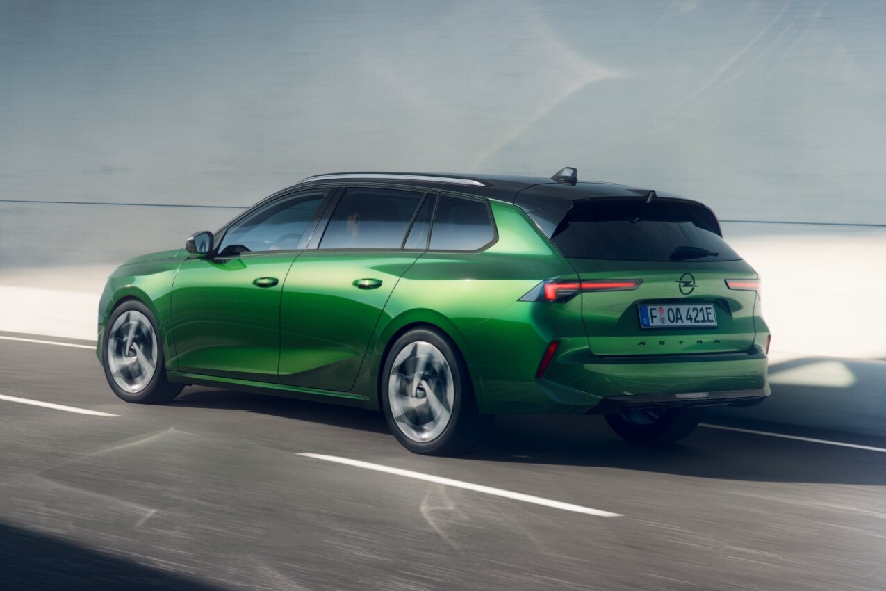 Opel Astra Sports Tourer Facelift