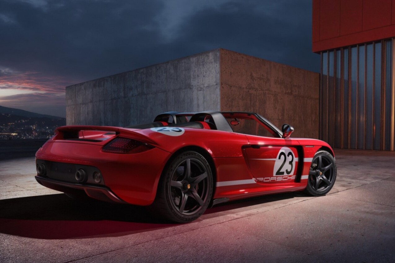 Porsche Carrera GT schräg hinten