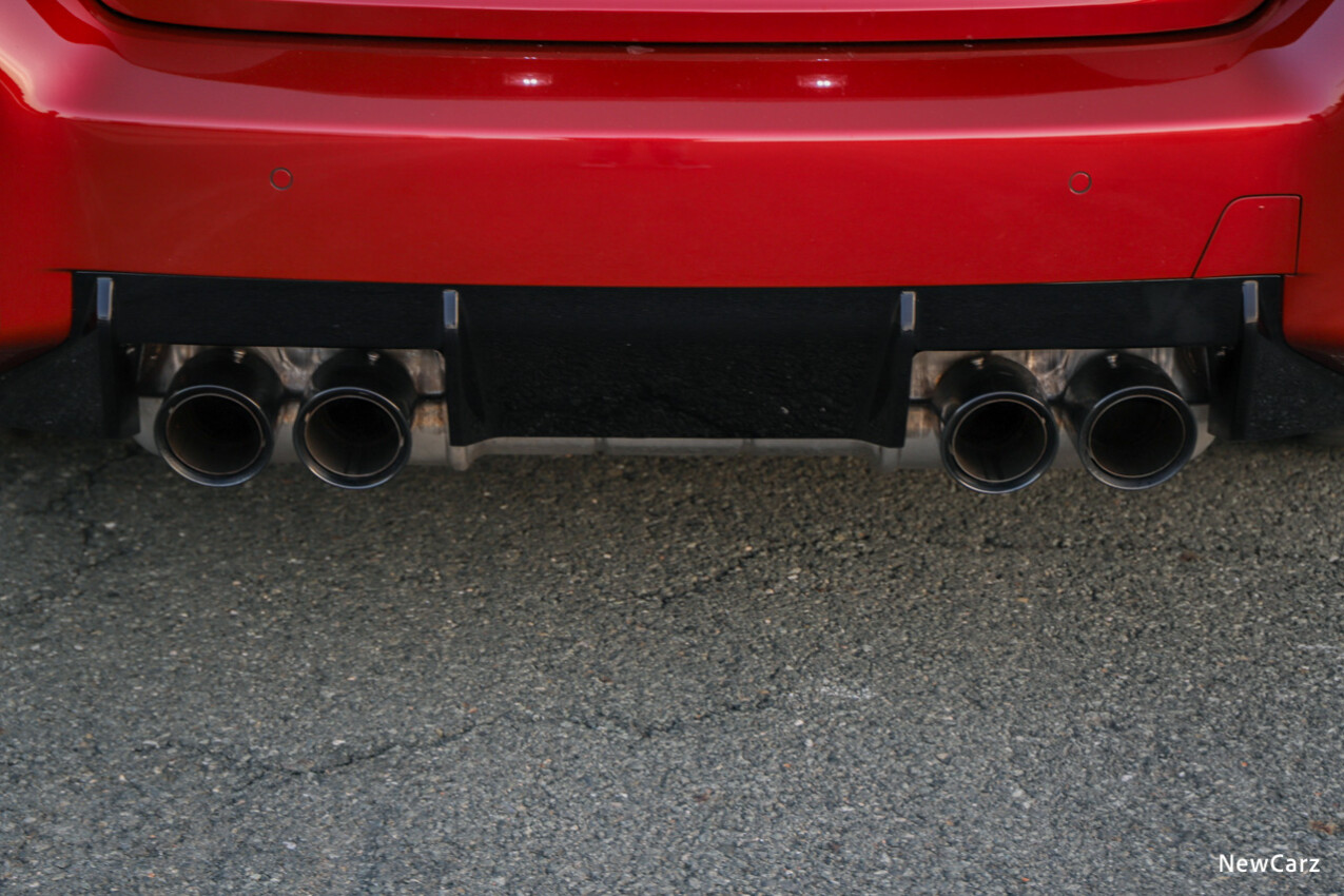 Vierrohr-Abgasanlage M2