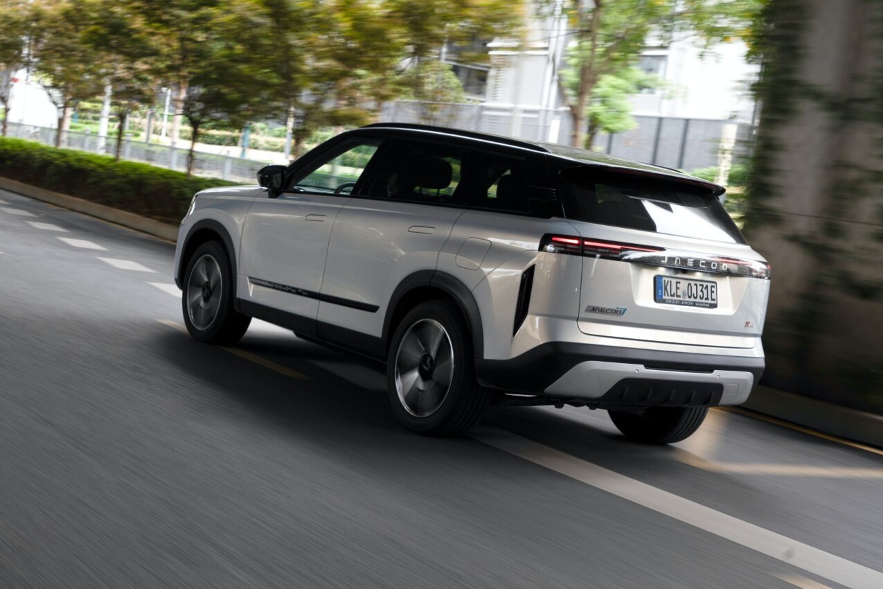 JAECOO 7 SHS parkend