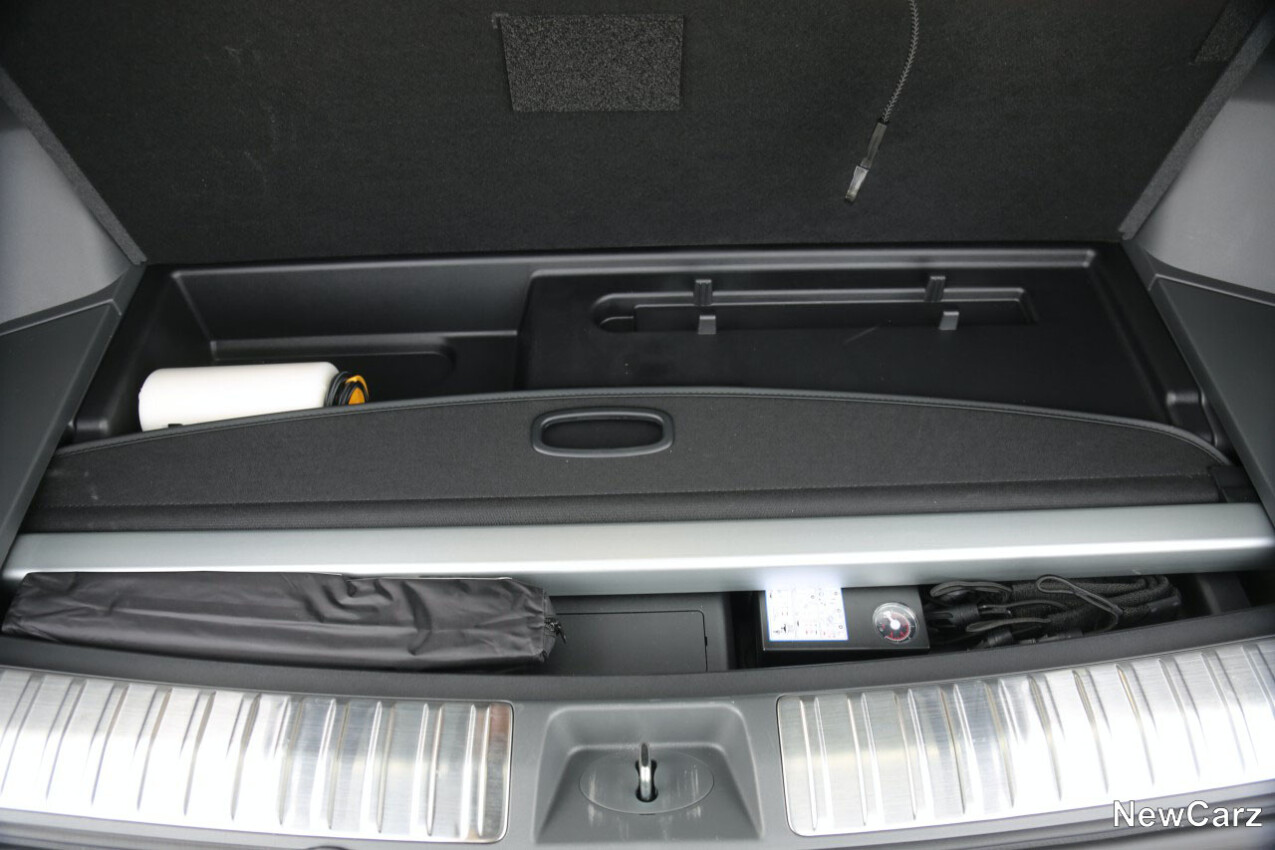 Kia EV9 AWD Kofferraum Unterboden