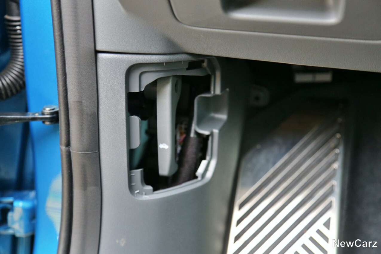 Kia EV9 AWD Frunk Öffnungshebel