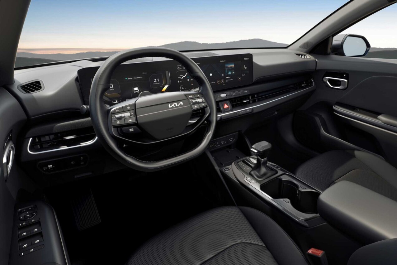 Kia K4 Sportswagon Cockpit