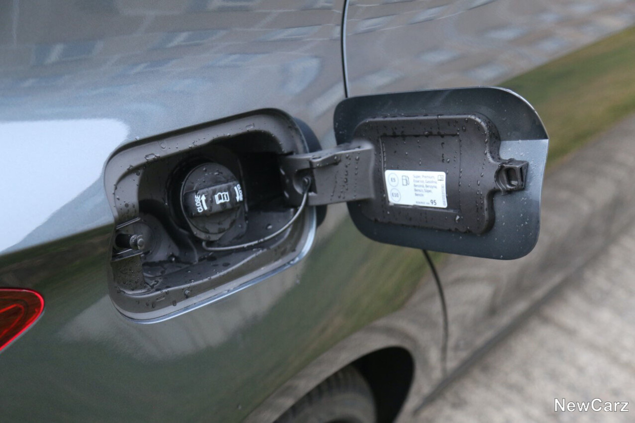 Seat Leon e-Hybrid Black Edition Tankdeckel