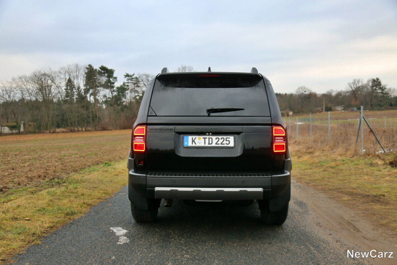 Toyota Land Cruiser Diesel Heck