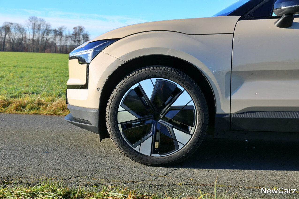 Volvo EX30 Twin Motor Performance Vorderrad