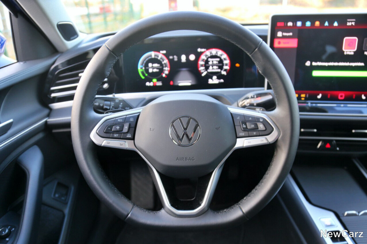 VW Passat eHybrid Lenkrad
