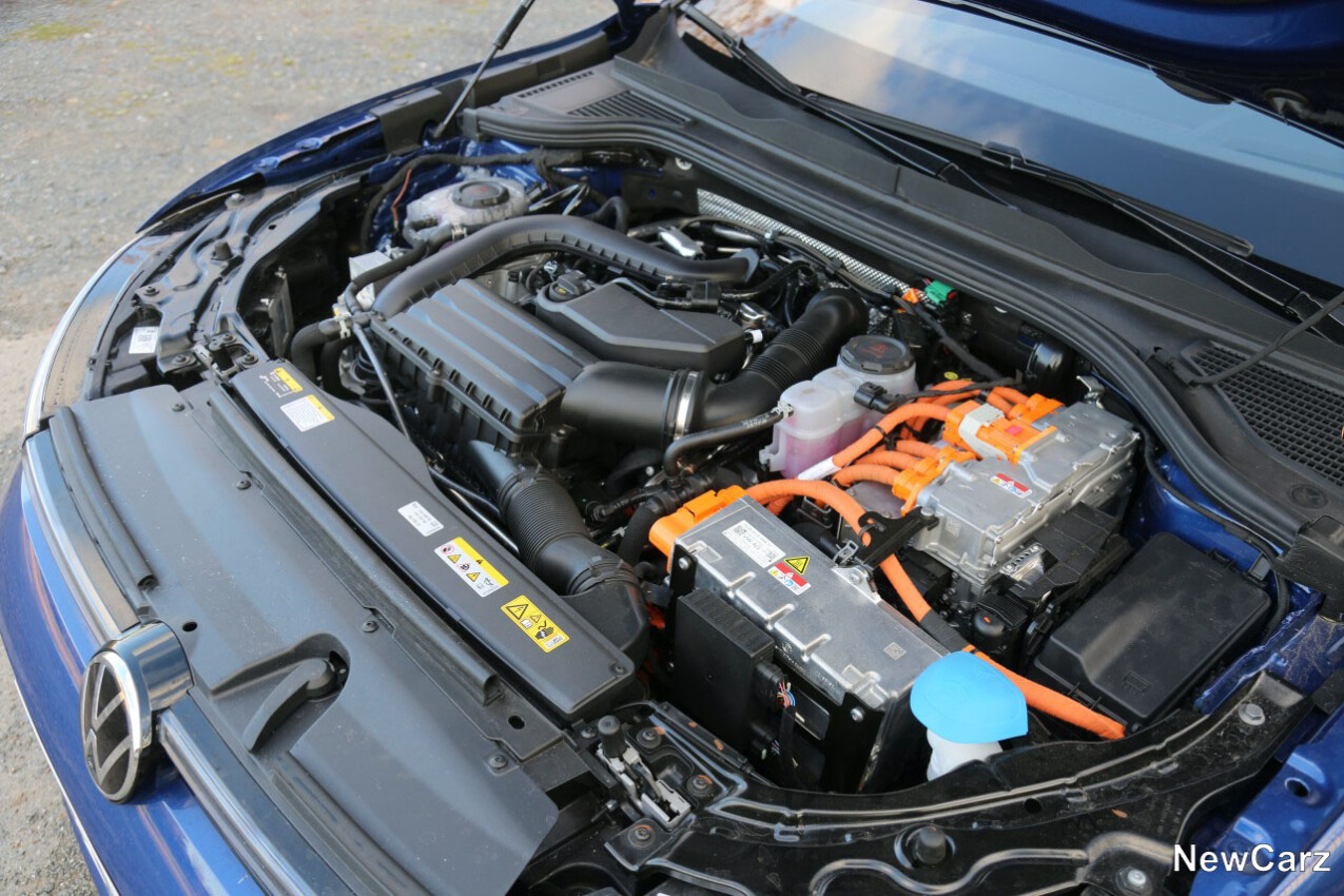 VW Passat eHybrid Motorraum