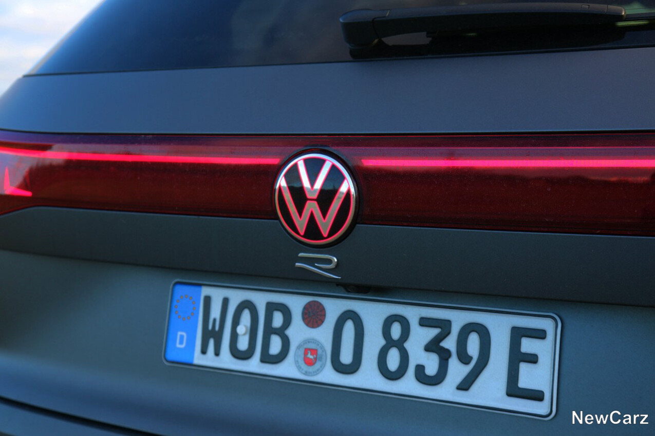 VW Touareg R Facelift R-Lichtsignatur hinten